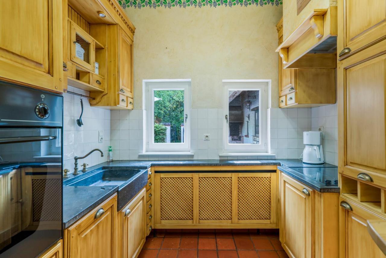 Fantastische Vakantiewoning Aan Het Bos Wingene Esterno foto