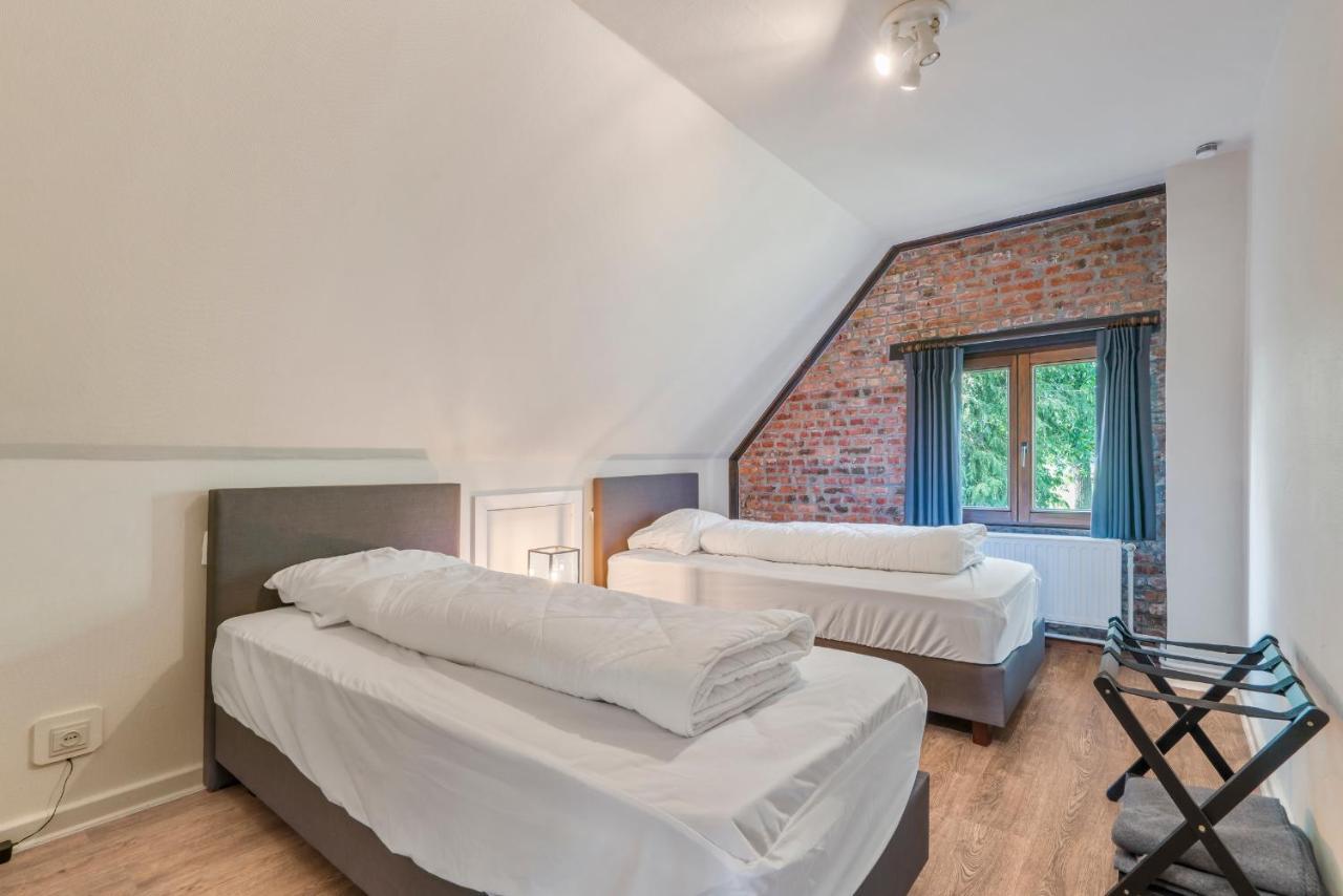 Fantastische Vakantiewoning Aan Het Bos Wingene Esterno foto