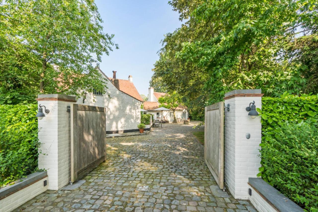 Fantastische Vakantiewoning Aan Het Bos Wingene Esterno foto